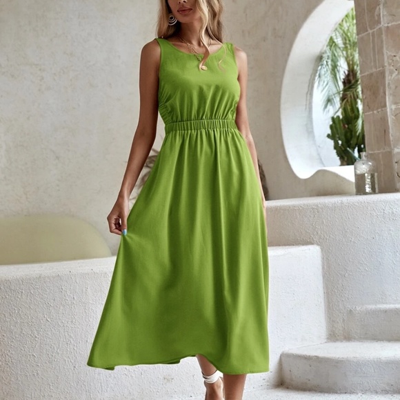 Boho Open Back Midi Dress Minimalist - Picture 2 of 5